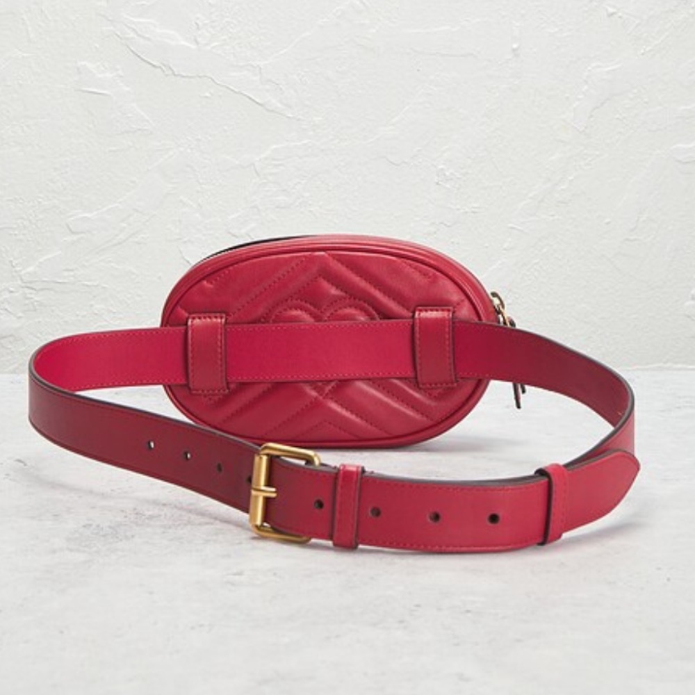 Gucci Red Quilted Belt Bag with Gold Logo (Serious Inquiries Message Me!) - Picture 4 of 6